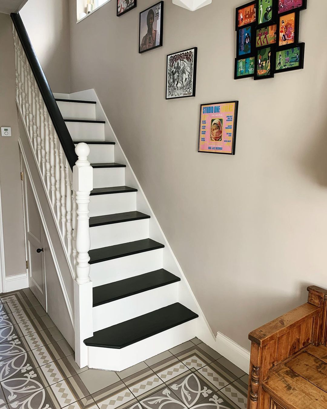 Stairway Colours Ideas Valspar Paint   R207a C7 R6  Toolstearsandtantrums 1 