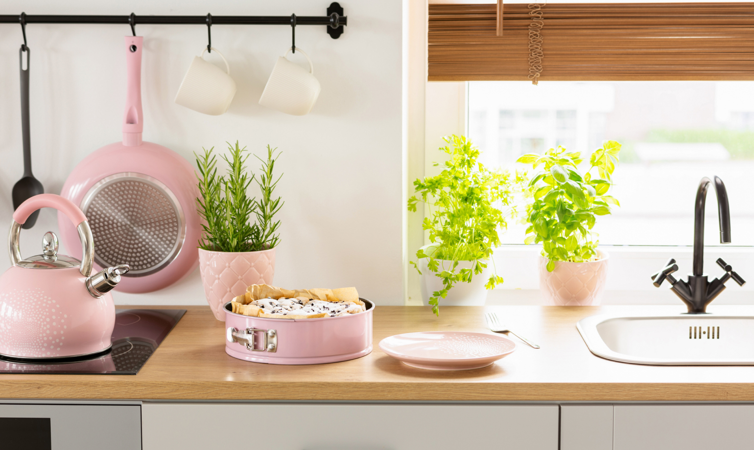 DON’T: Choose decor based solely on current trends